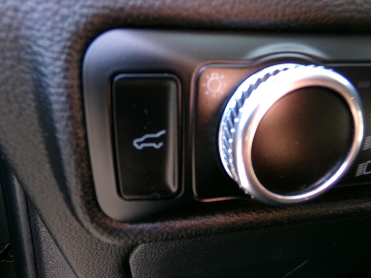 Ford Explorer Base 4WD 2023