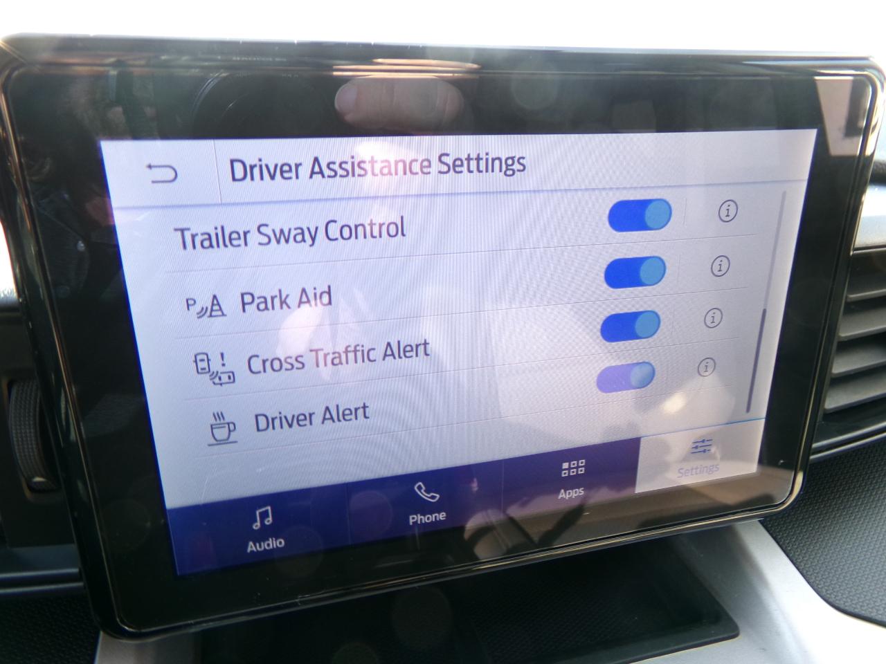 Ford Explorer Base 4WD 2023