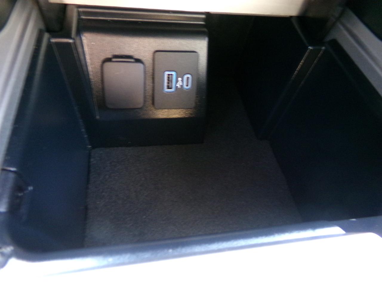 Ford Explorer Base 4WD 2023