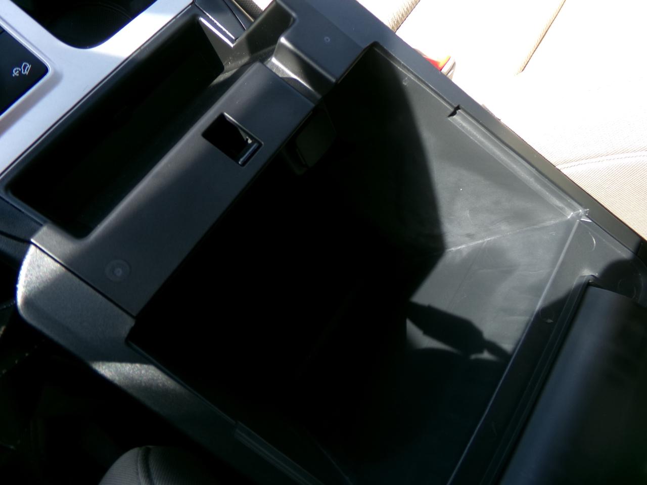 Ford Explorer Base 4WD 2023