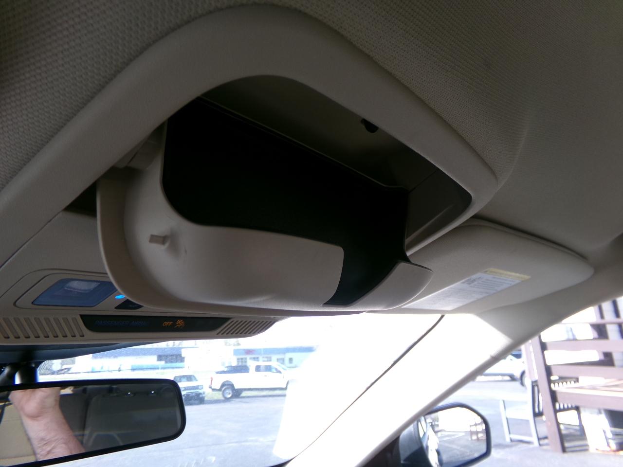 Ford Explorer Base 4WD 2023