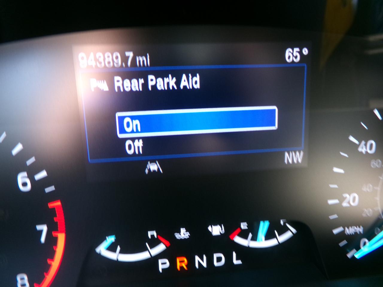 Ford Explorer Base 4WD 2023