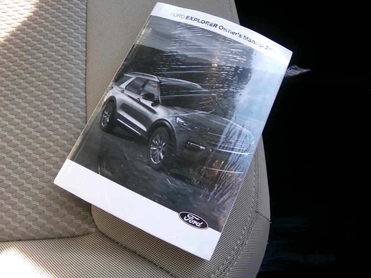 Ford Explorer Base 4WD 2023