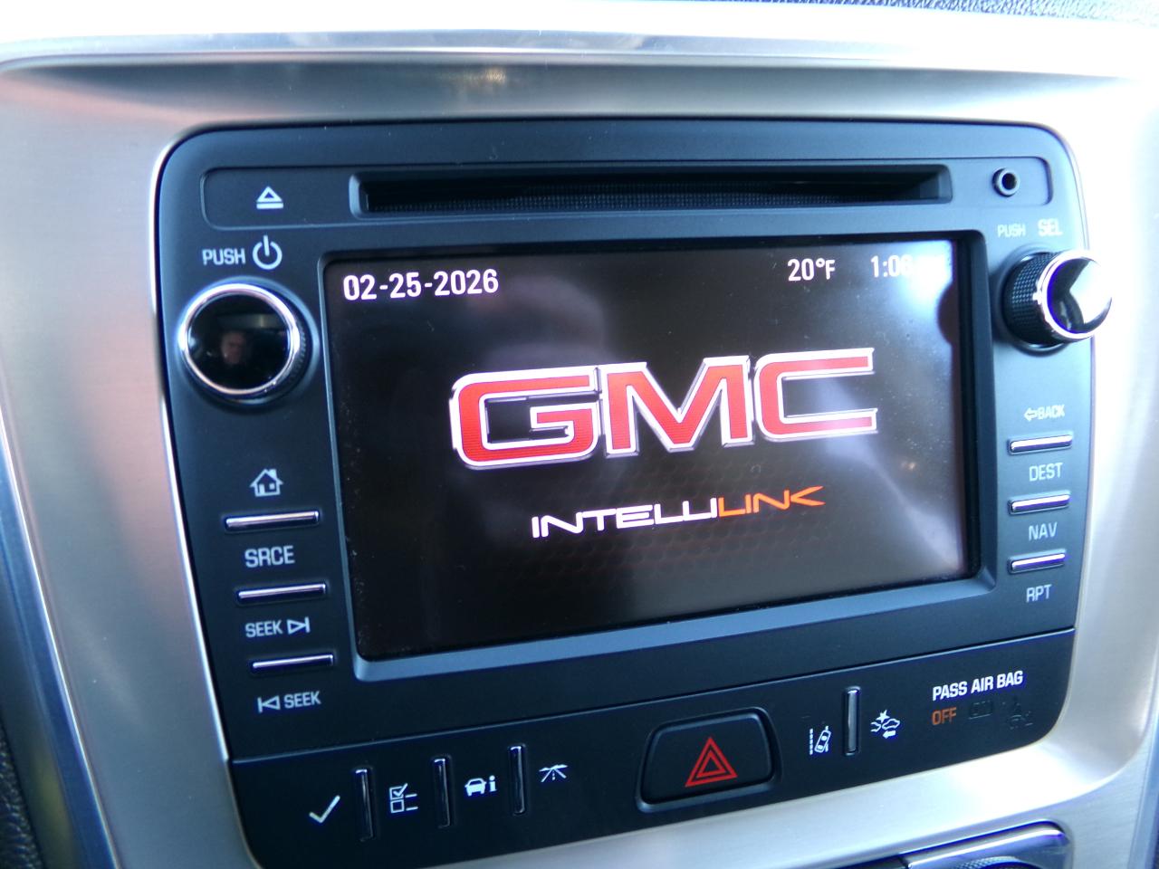 GMC Acadia AWD 4dr Denali 2015