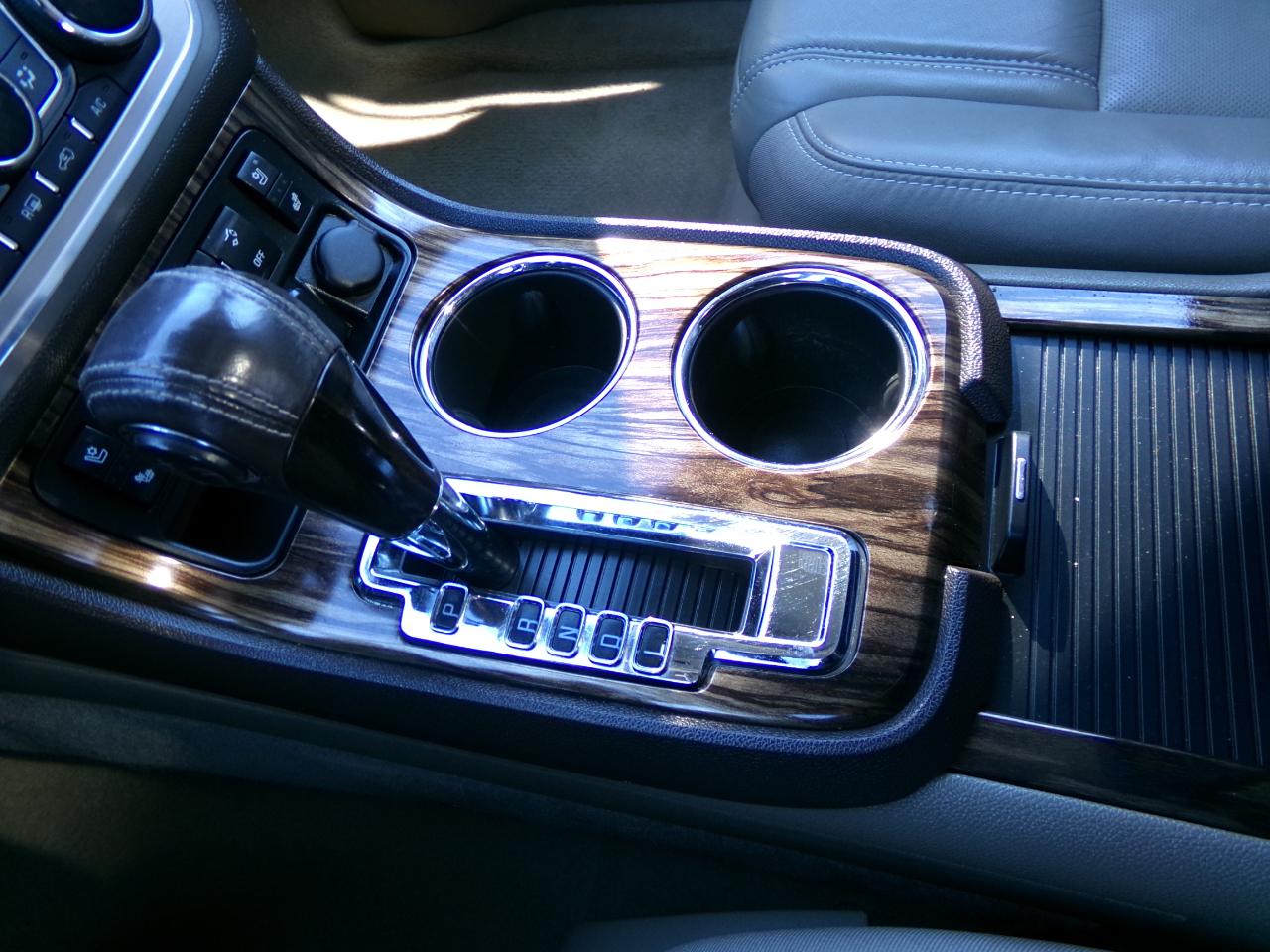 GMC Acadia AWD 4dr Denali 2015