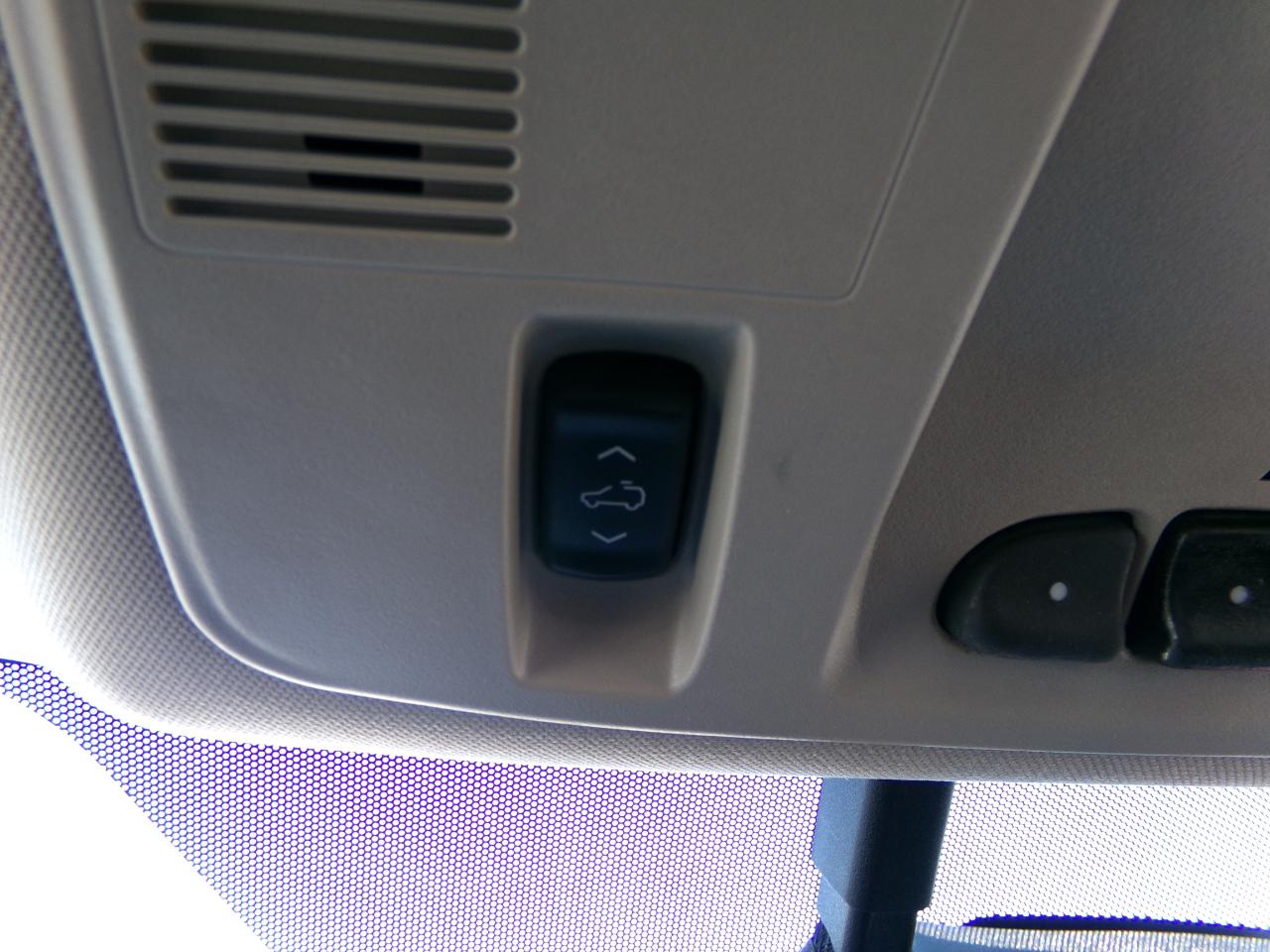 GMC Acadia AWD 4dr Denali 2015