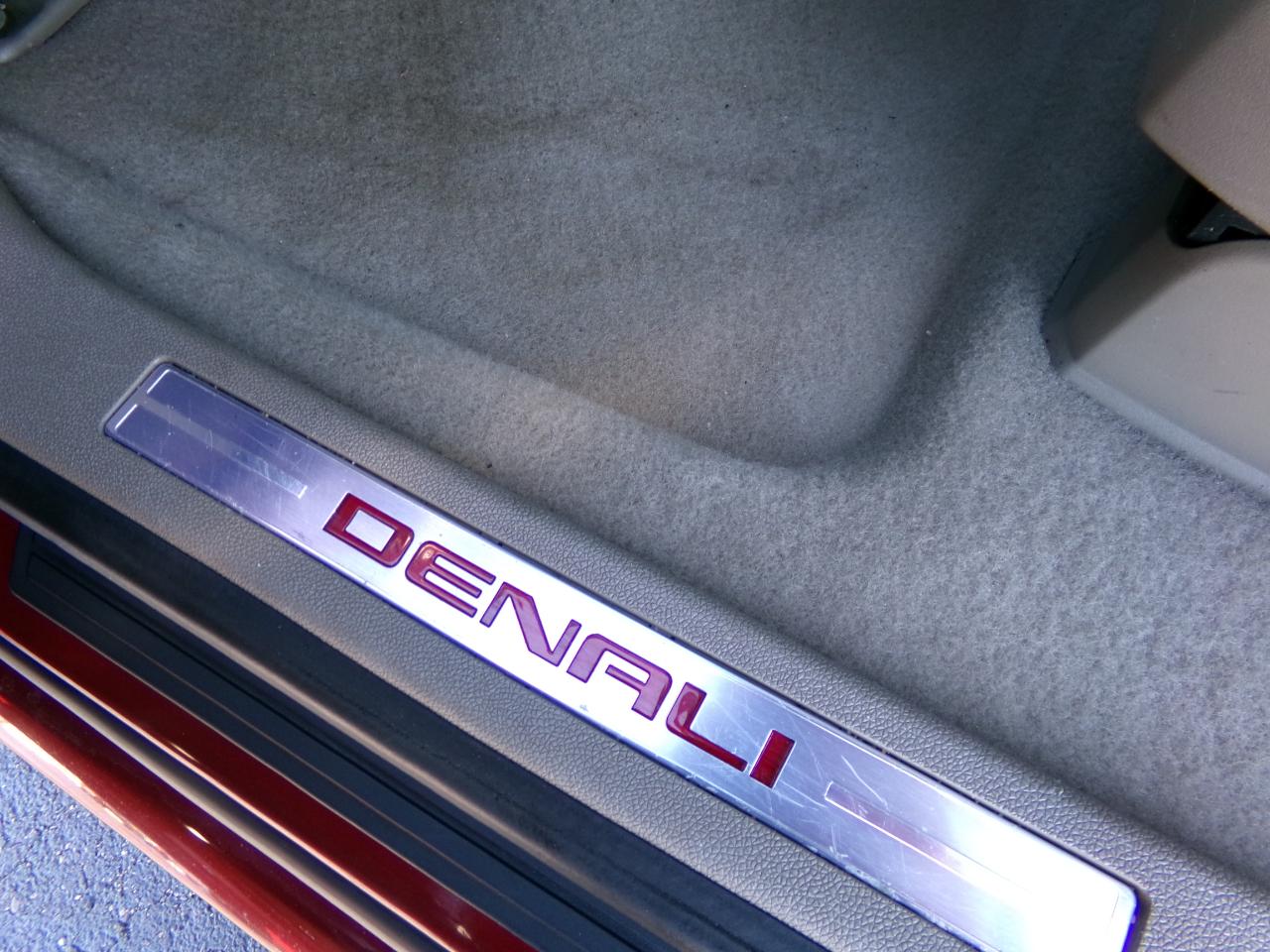 GMC Acadia AWD 4dr Denali 2015