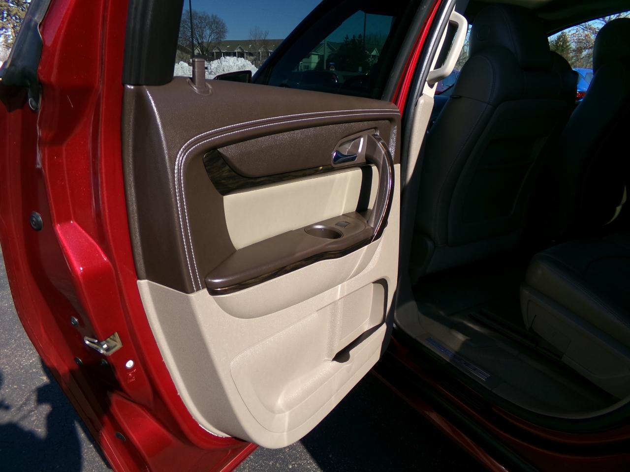 GMC Acadia AWD 4dr Denali 2015