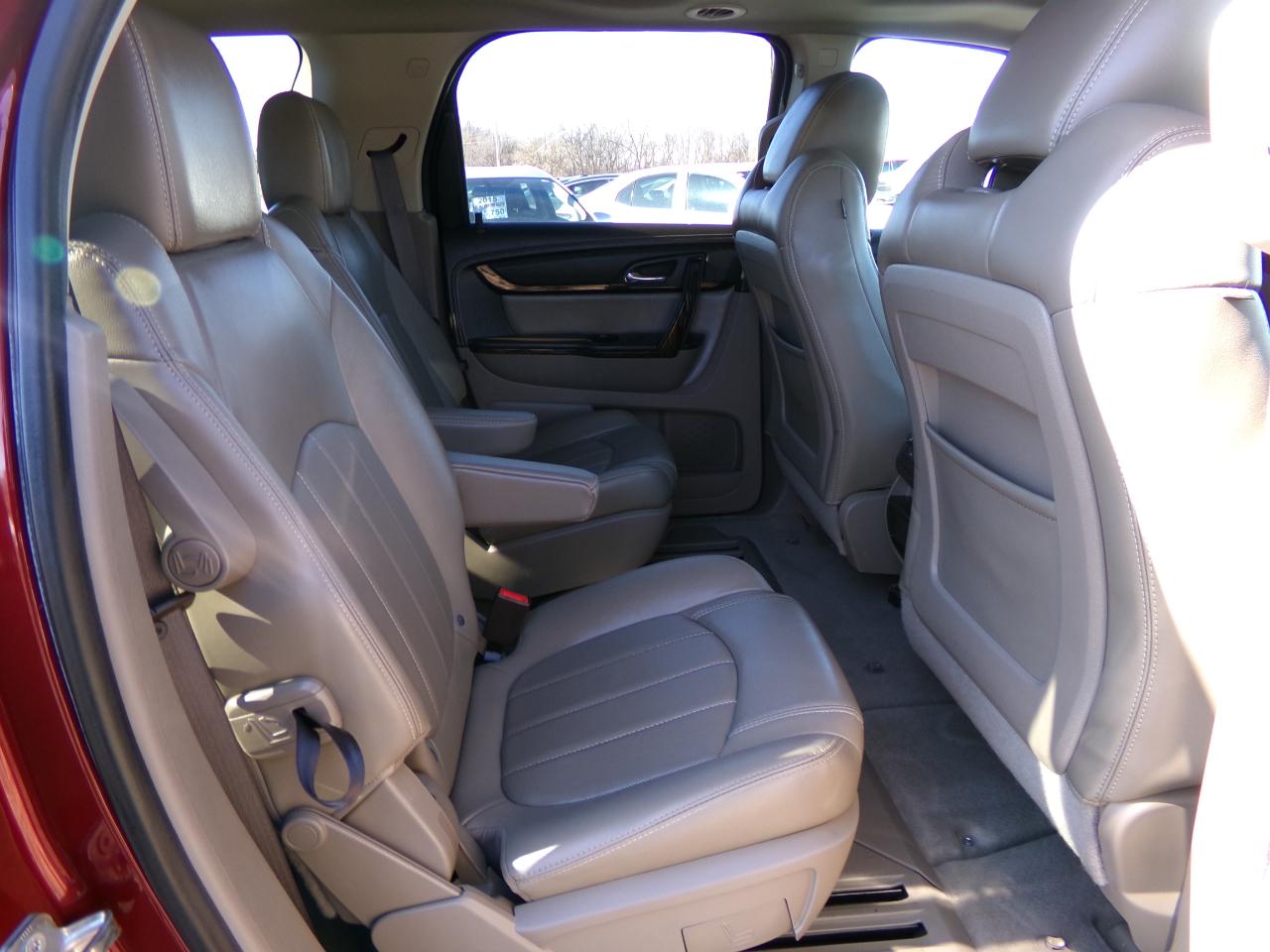 GMC Acadia AWD 4dr Denali 2015