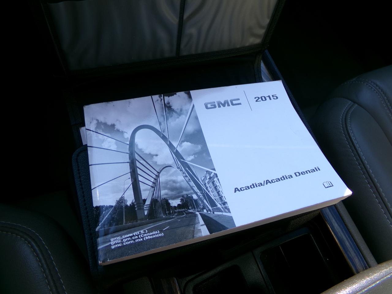 GMC Acadia AWD 4dr Denali 2015