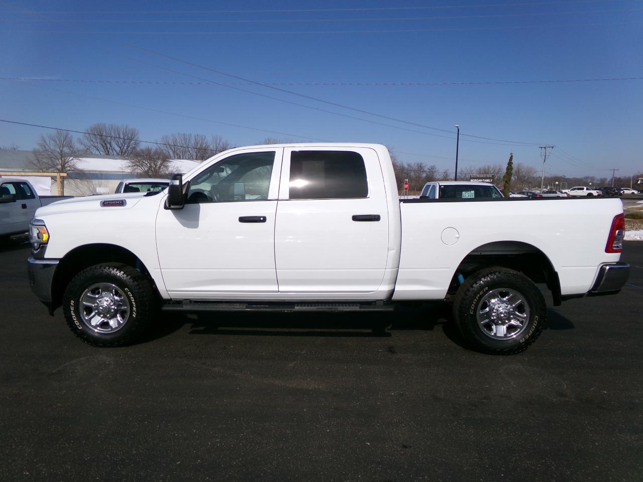 RAM 2500 Tradesman 4WD 2023