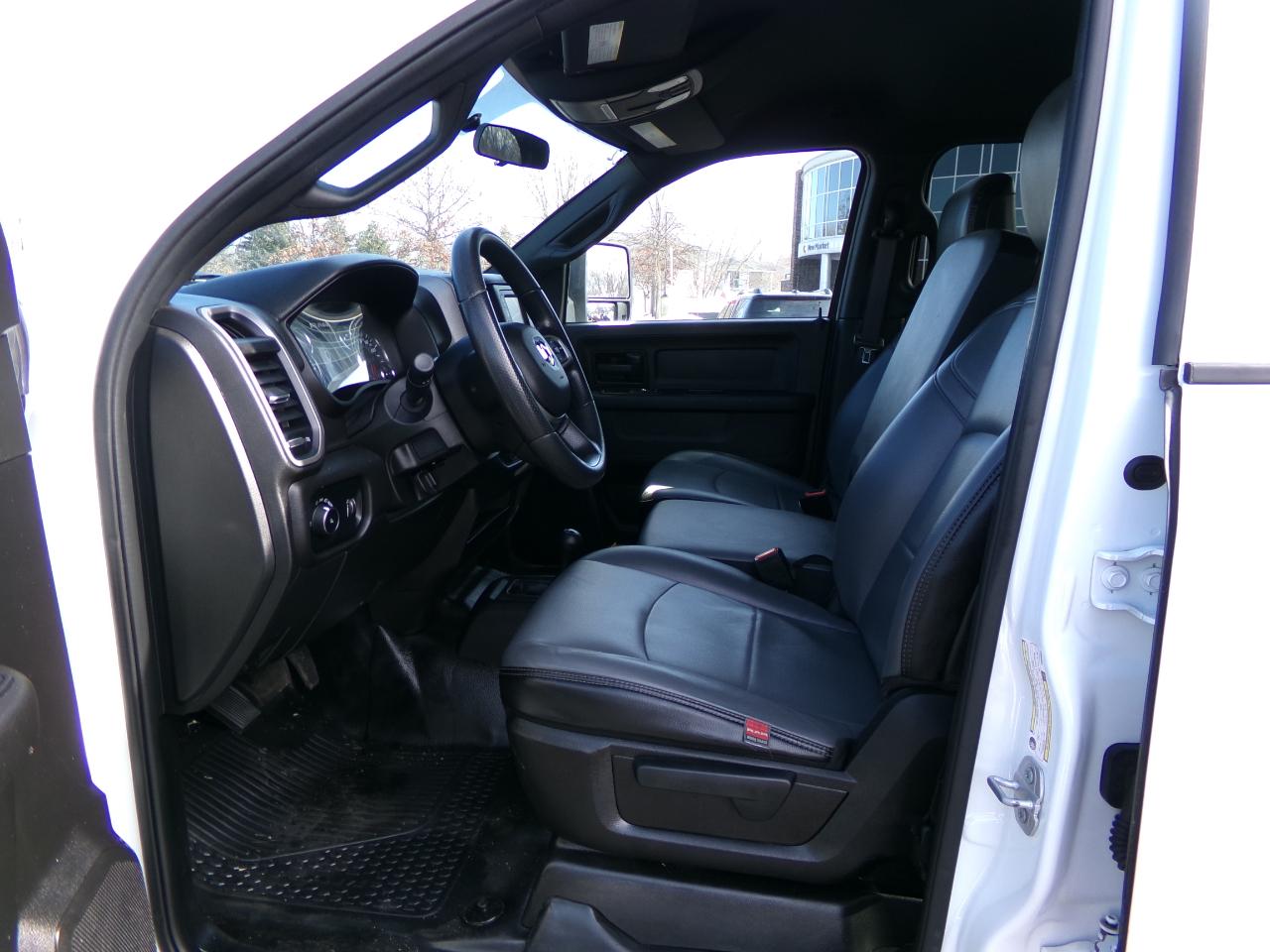 RAM 2500 Tradesman 4WD 2023