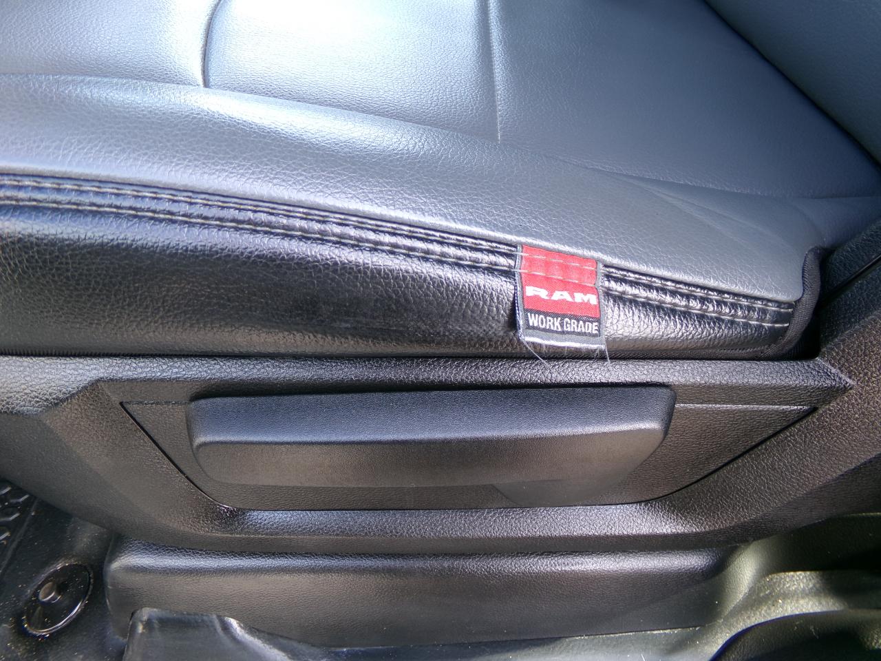 RAM 2500 Tradesman 4WD 2023