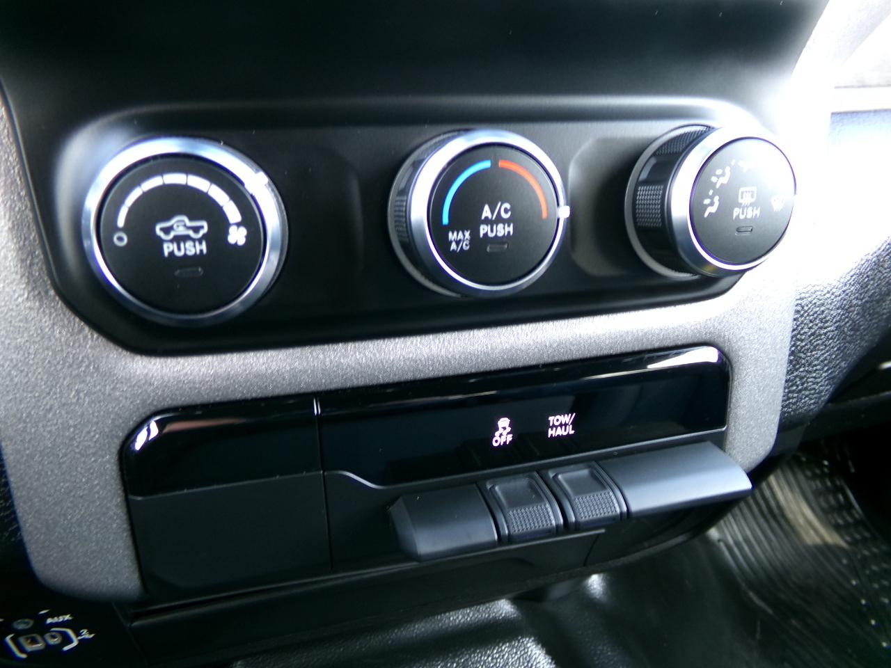 RAM 2500 Tradesman 4WD 2023