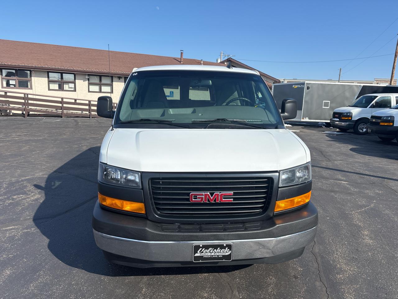 GMC Savana Passenger RWD 3500 135" LS 2018