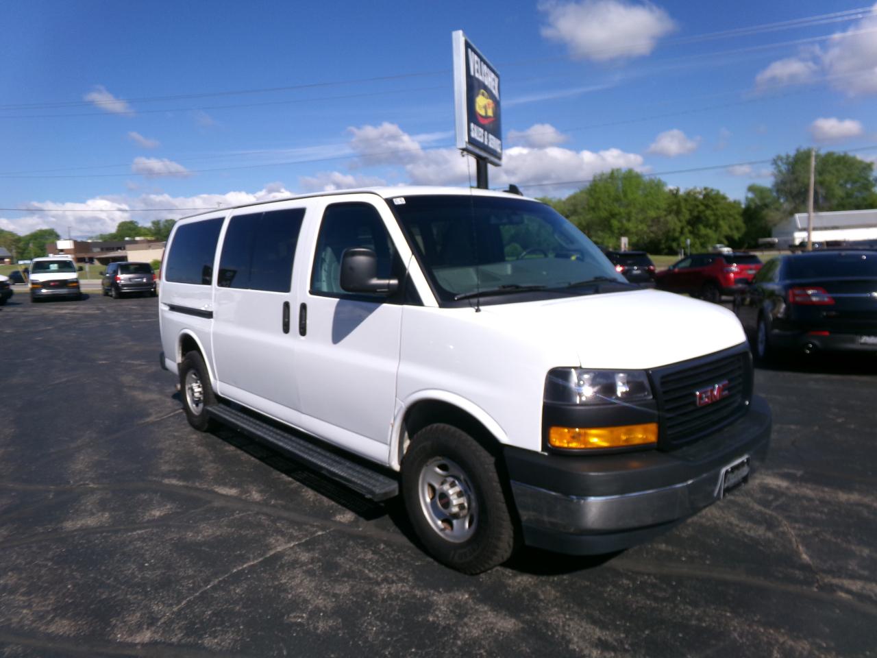 View vehicle photo 2