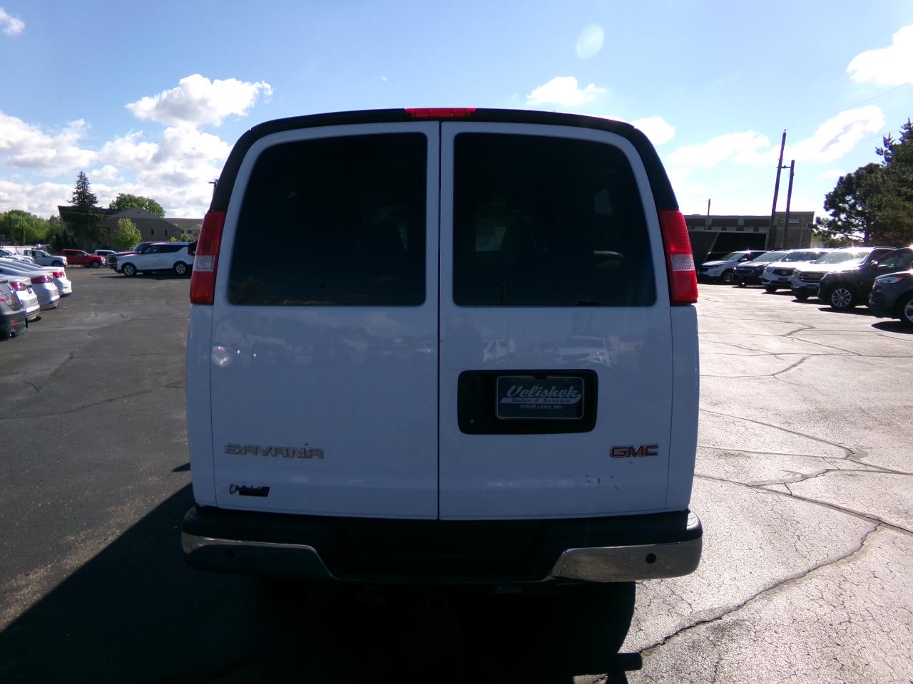 View vehicle photo 6