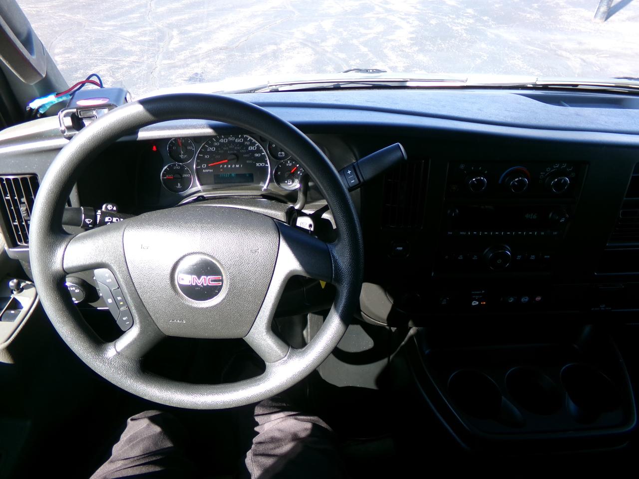GMC Savana Passenger RWD 3500 135" LS 2018