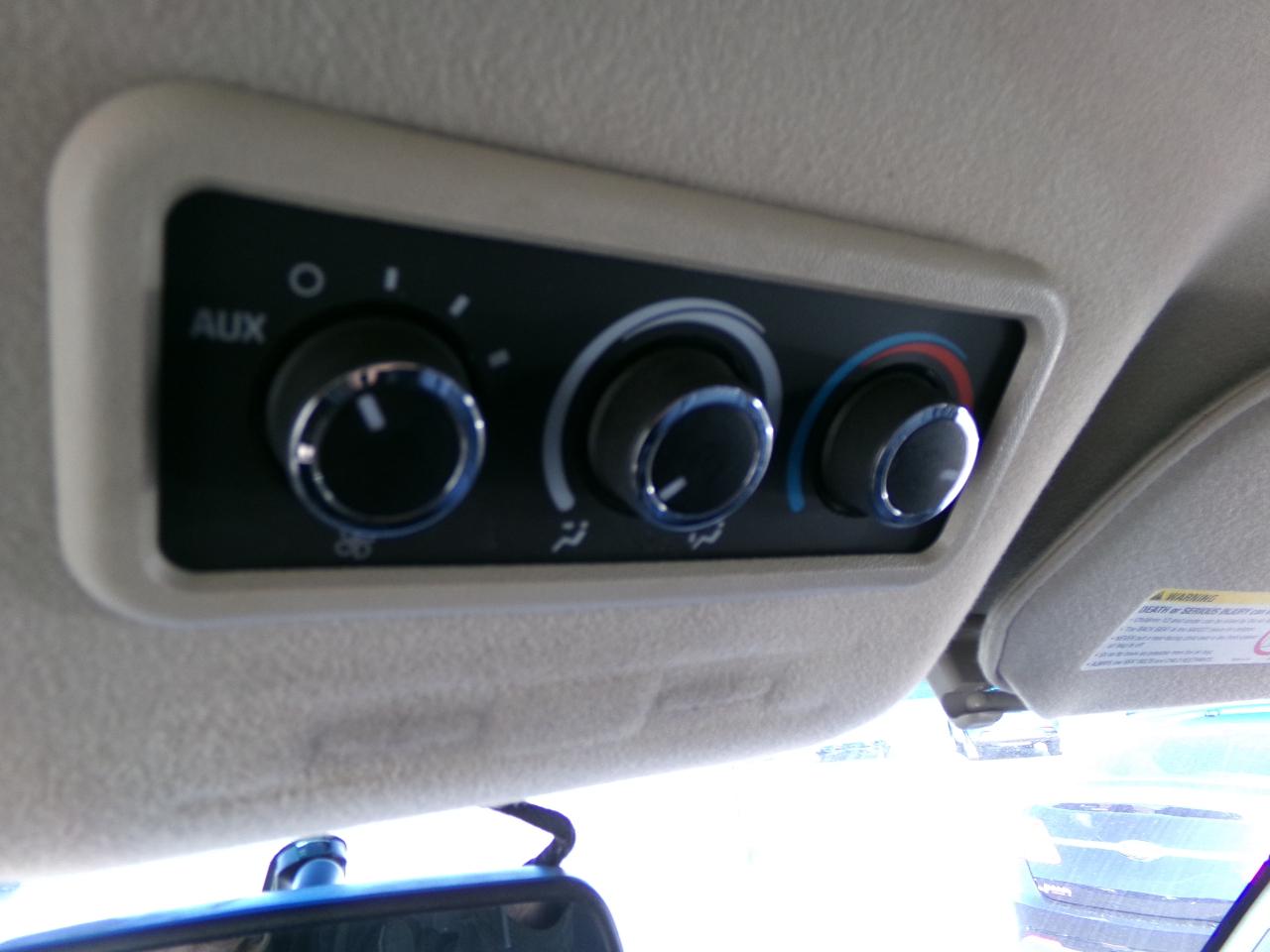 GMC Savana Passenger RWD 3500 135" LS 2018