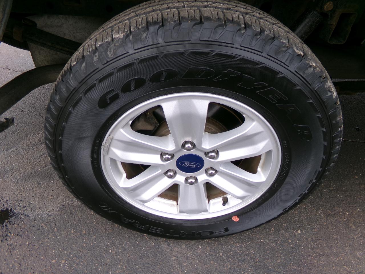 Ford F-150 XL 2WD SuperCab 6.5' Box 2017