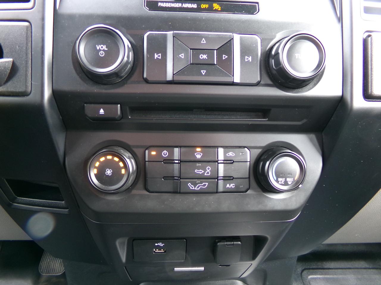 Ford F-150 XL 2WD SuperCab 6.5' Box 2017