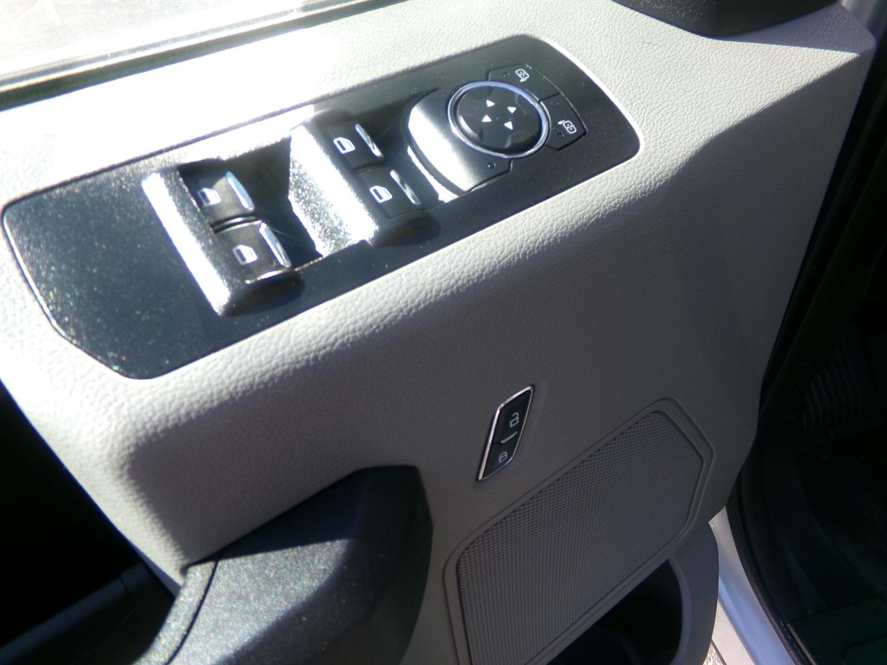 Ford F-150 XL 2WD SuperCab 6.5' Box 2017