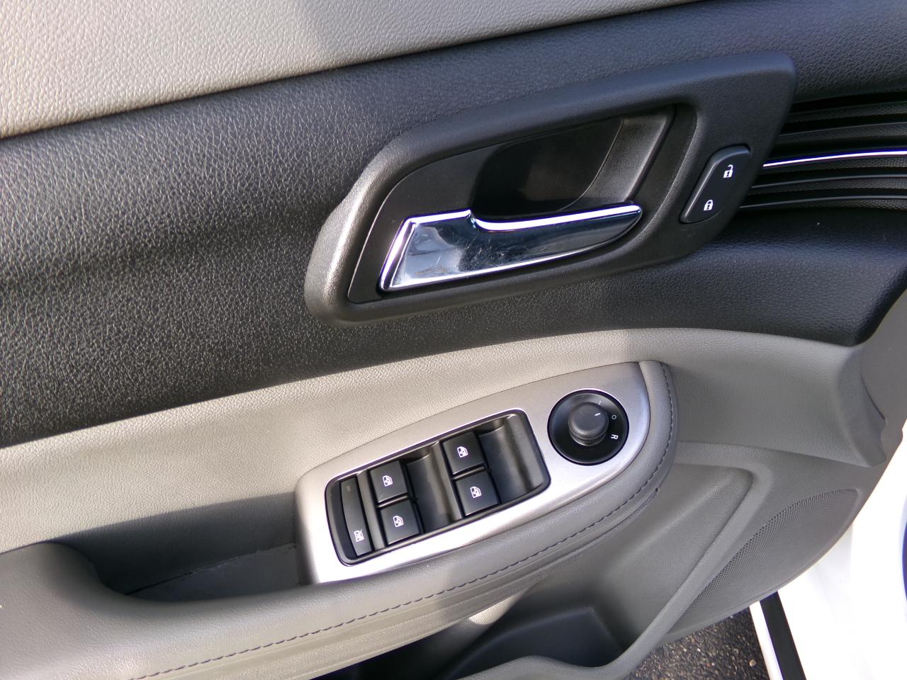 Chevrolet Malibu 4dr Sdn LS w/1FL 2015