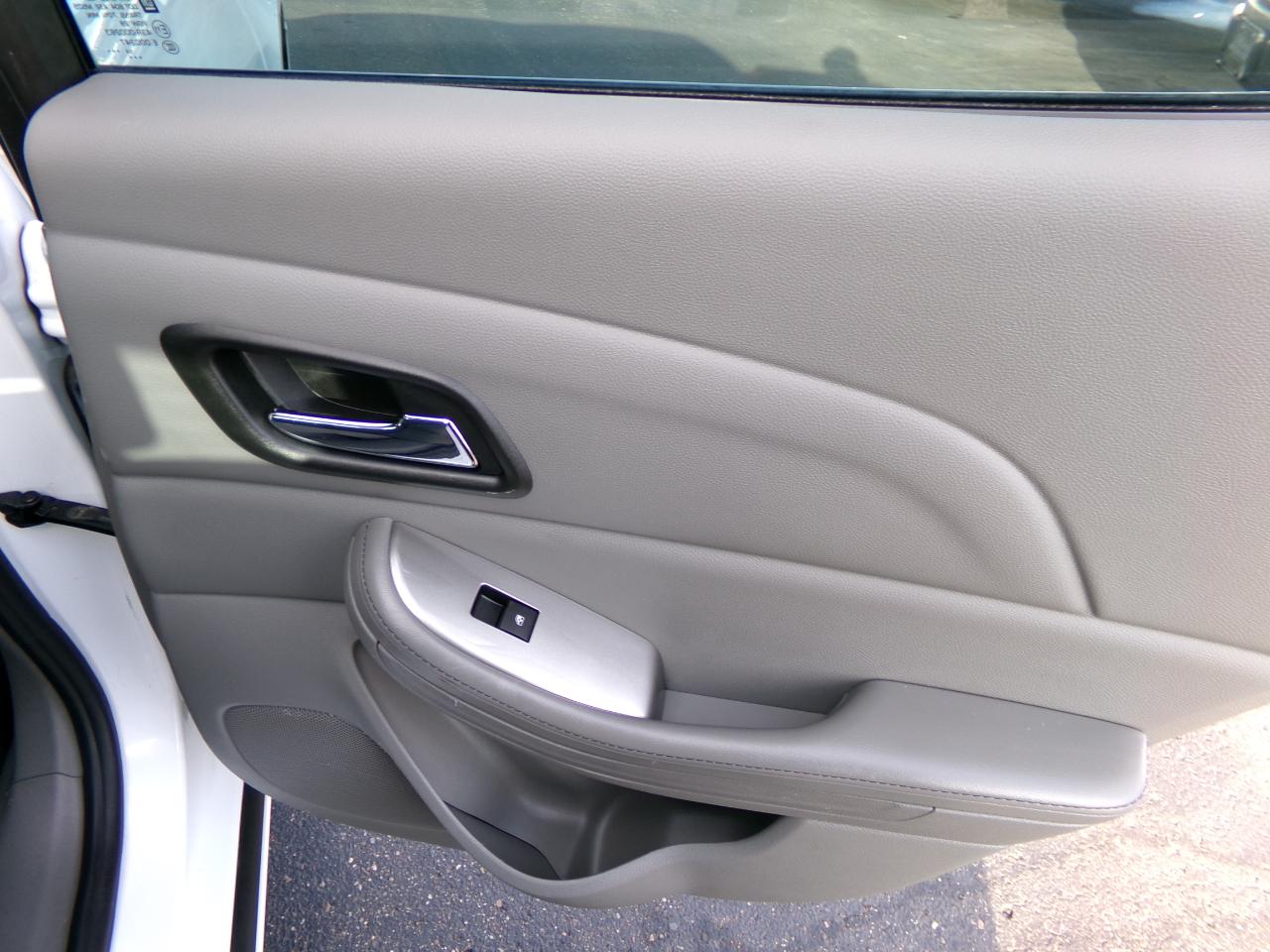 Chevrolet Malibu 4dr Sdn LS w/1FL 2015