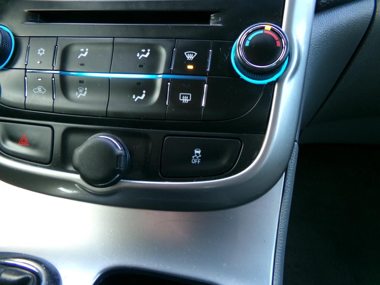 Chevrolet Malibu 4dr Sdn LS w/1FL 2015