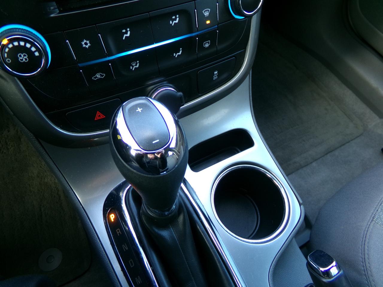 Chevrolet Malibu 4dr Sdn LS w/1FL 2015