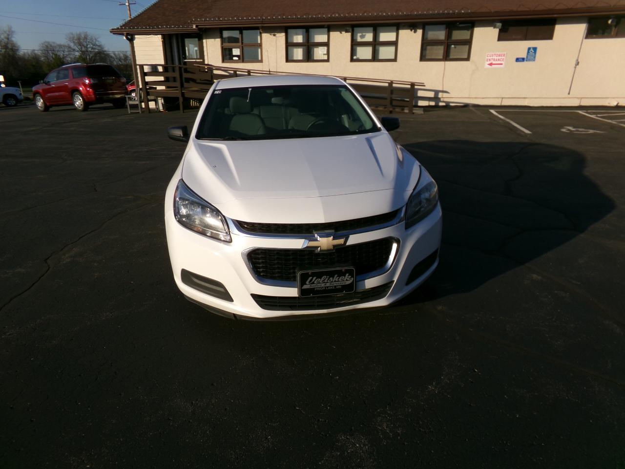 Chevrolet Malibu 4dr Sdn LS w/1FL 2015