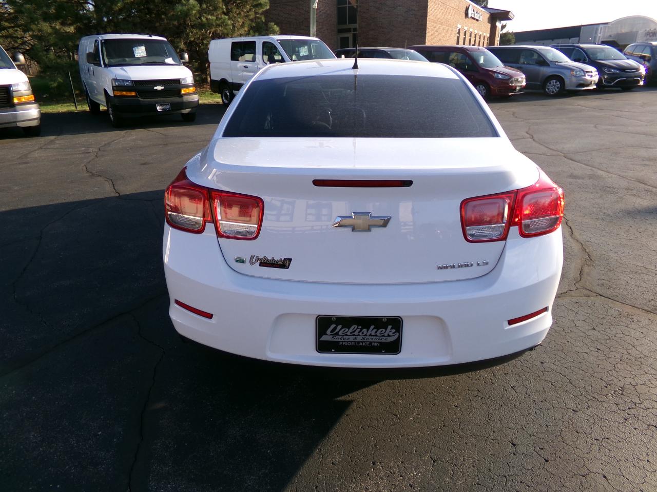 Chevrolet Malibu 4dr Sdn LS w/1FL 2015