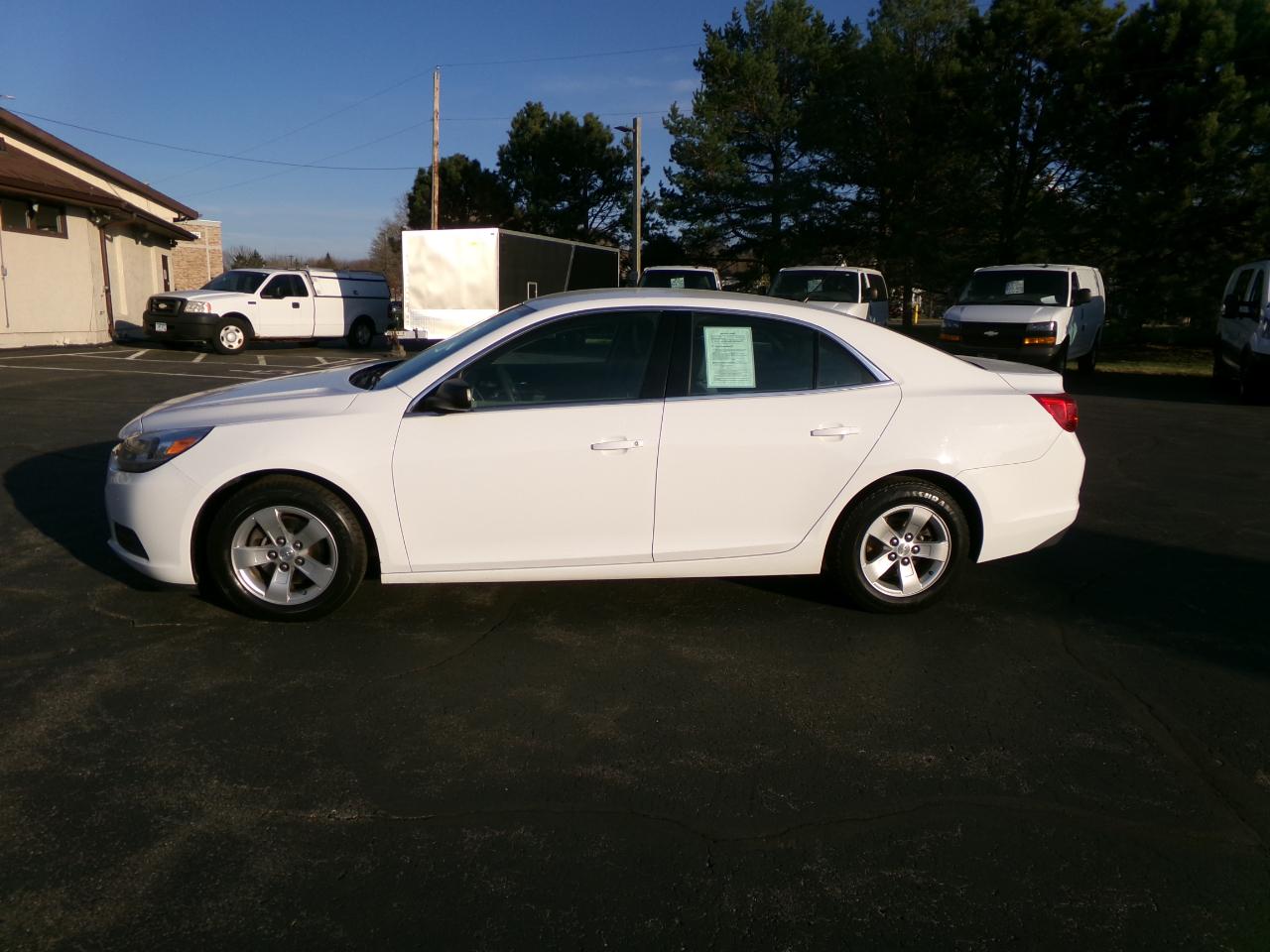 Chevrolet Malibu 4dr Sdn LS w/1FL 2015