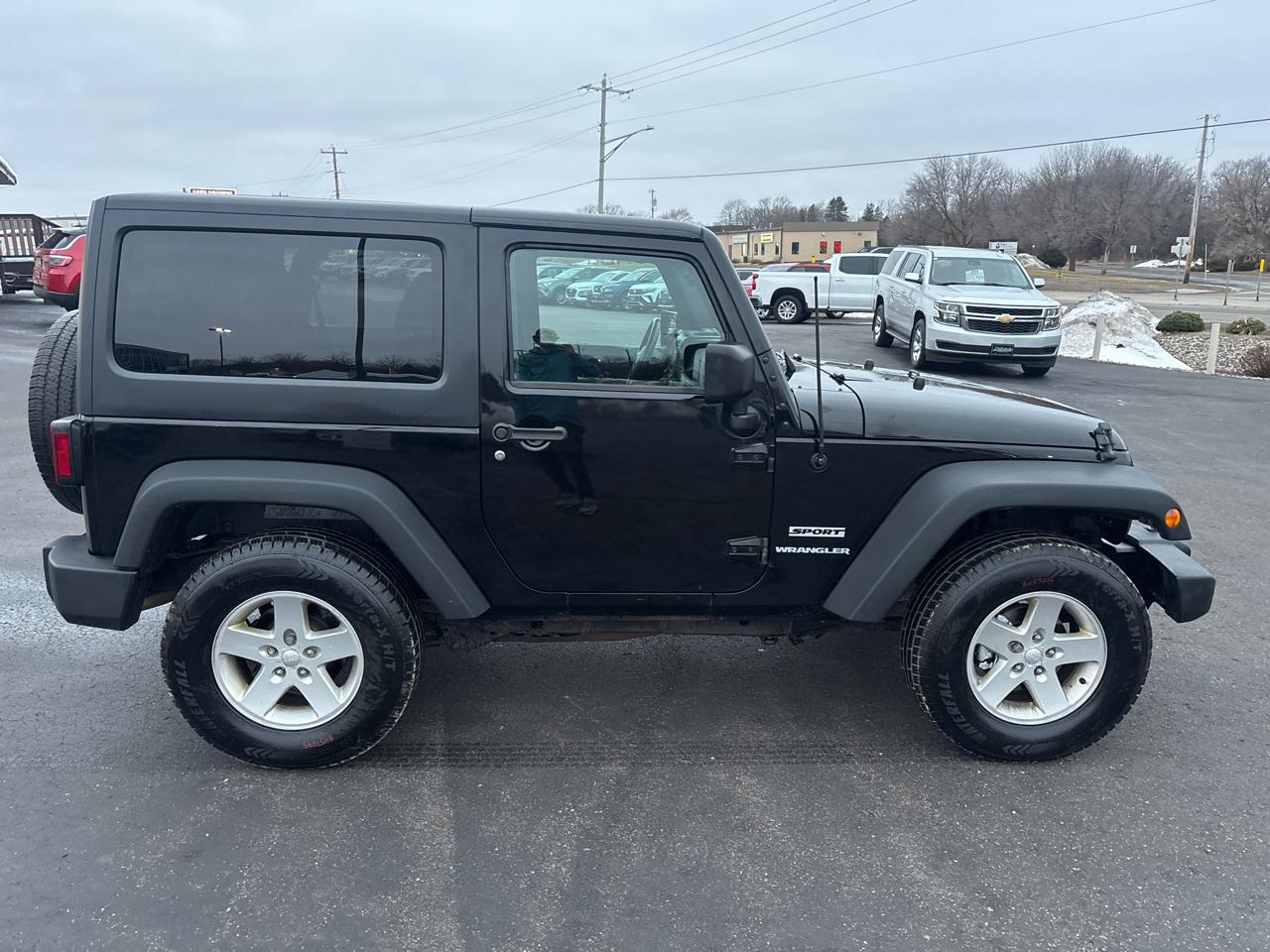 Jeep Wrangler 4WD 2dr Sport 2016