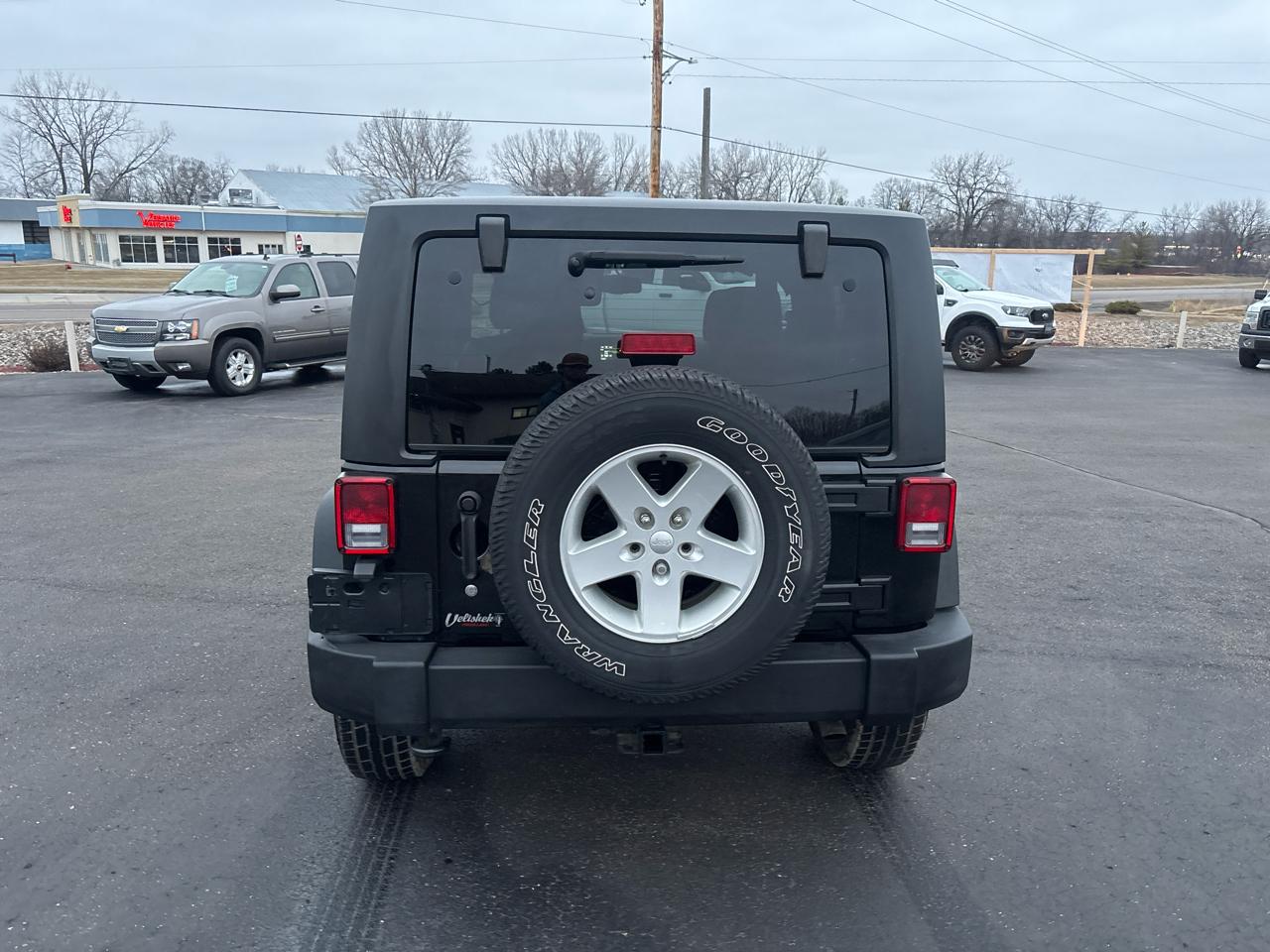Jeep Wrangler 4WD 2dr Sport 2016