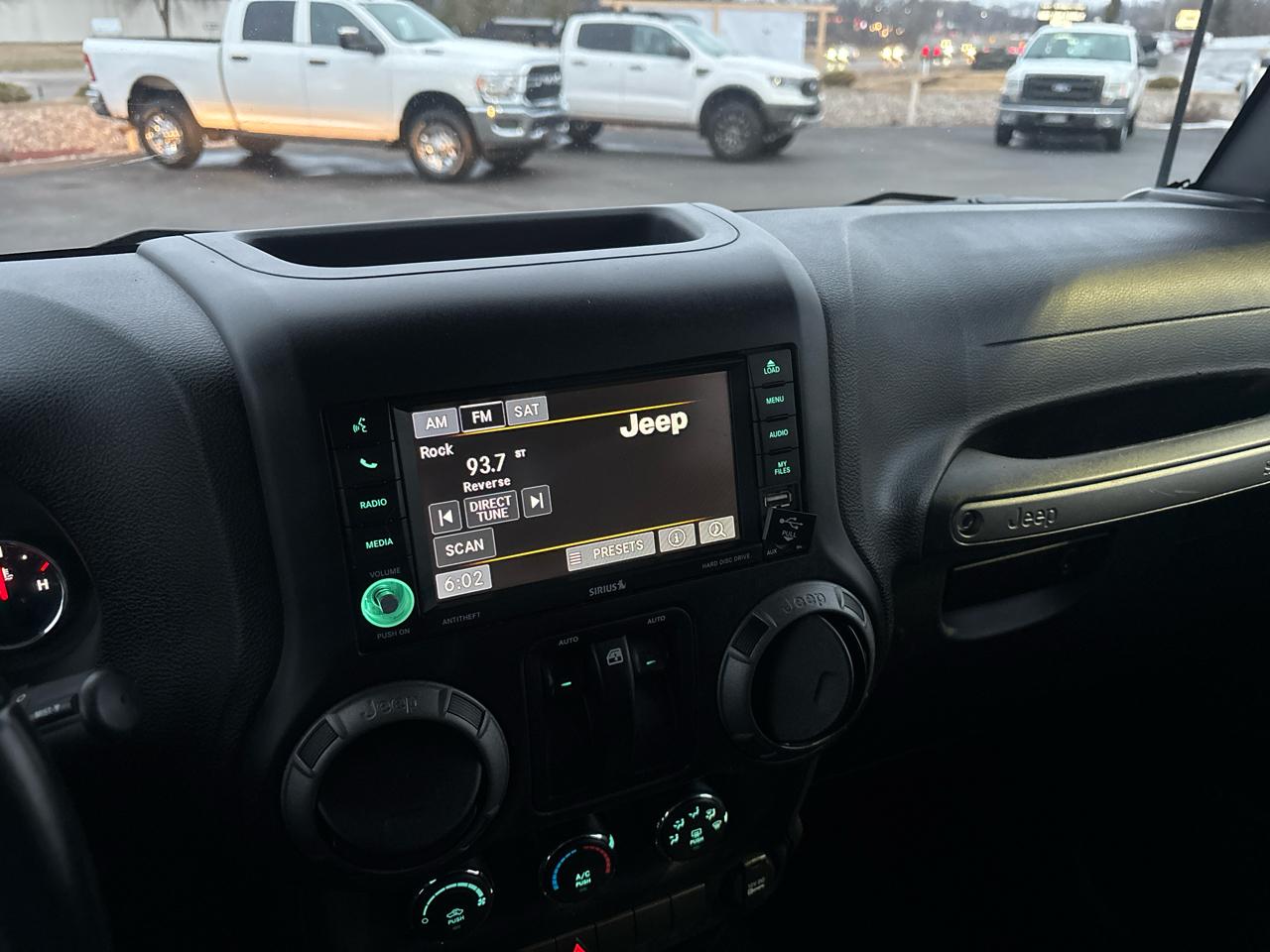 Jeep Wrangler 4WD 2dr Sport 2016