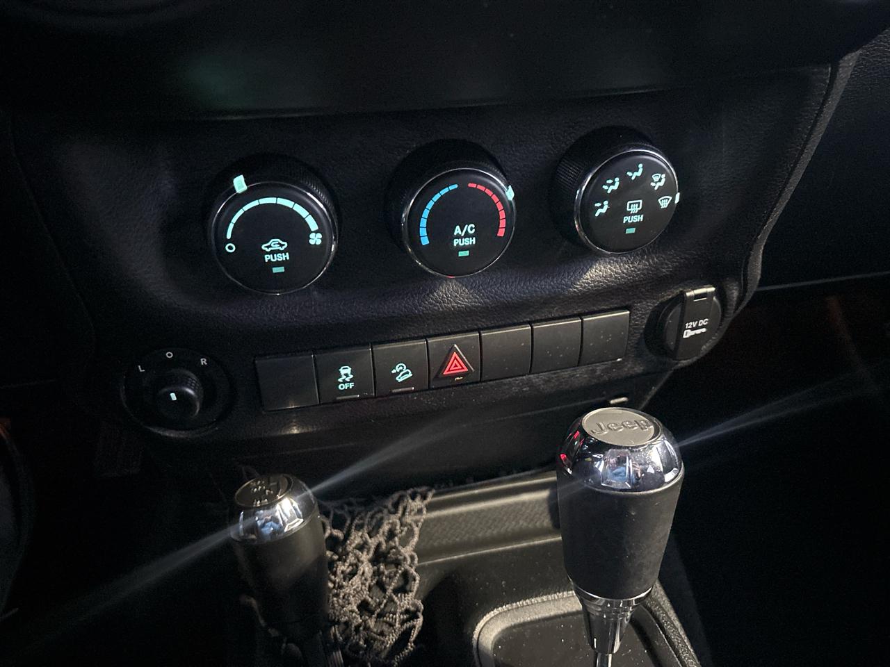 Jeep Wrangler 4WD 2dr Sport 2016