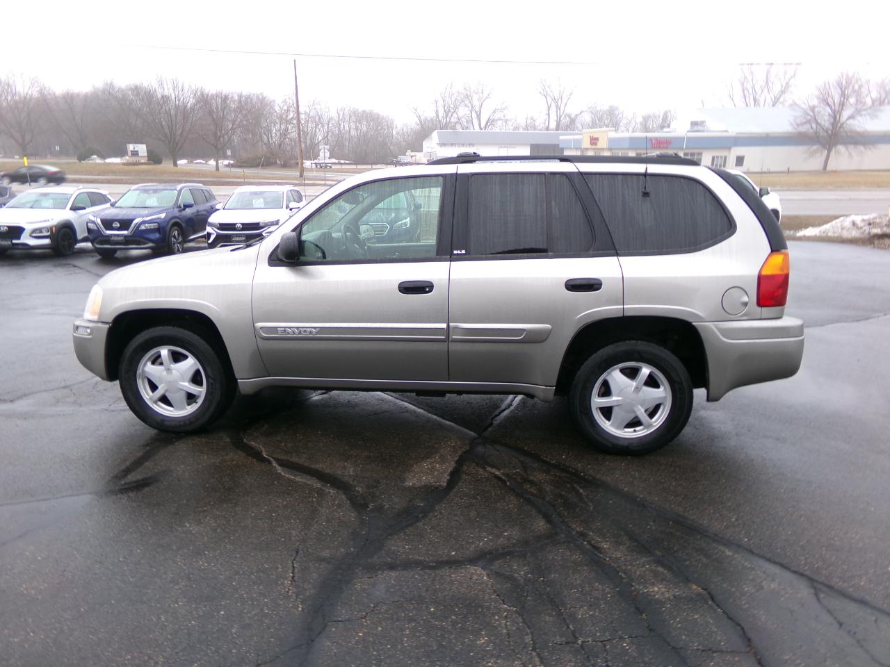 GMC Envoy 4dr 4WD SLE 2003