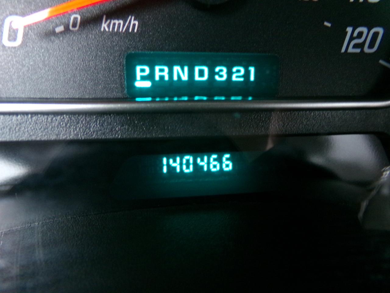 GMC Envoy 4dr 4WD SLE 2003