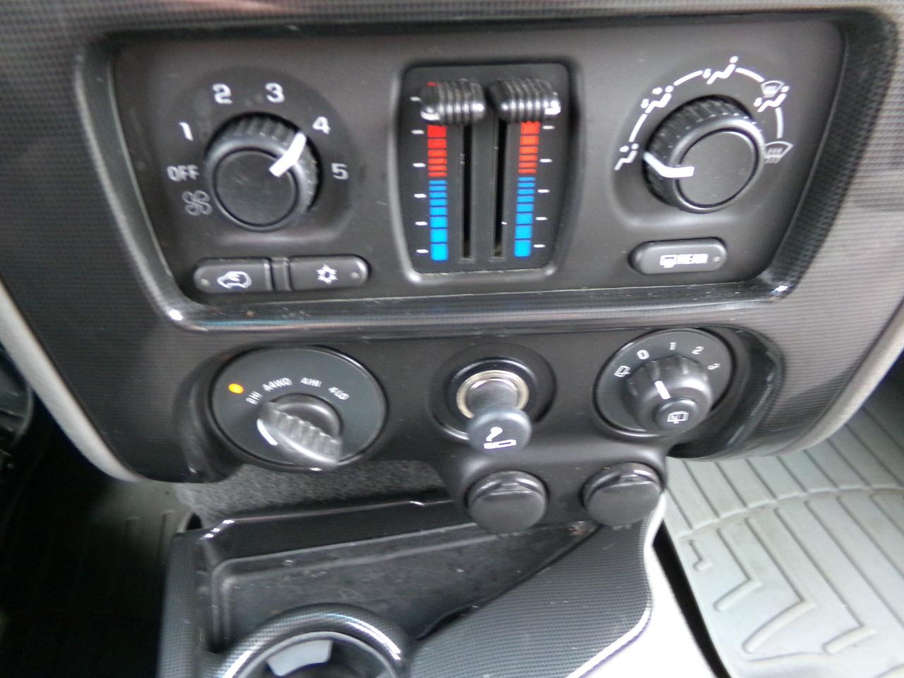 GMC Envoy 4dr 4WD SLE 2003