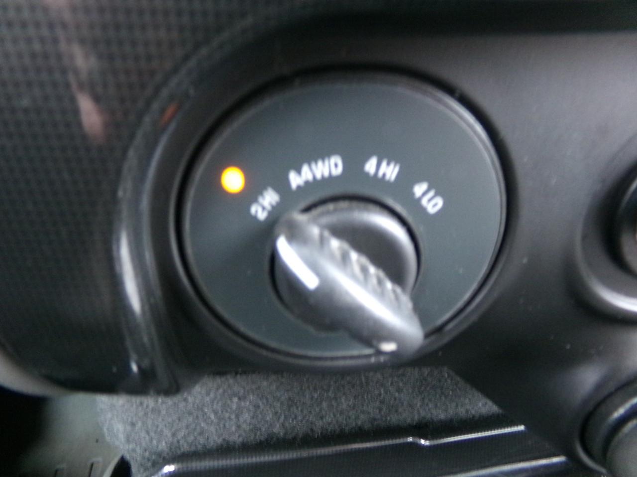 GMC Envoy 4dr 4WD SLE 2003