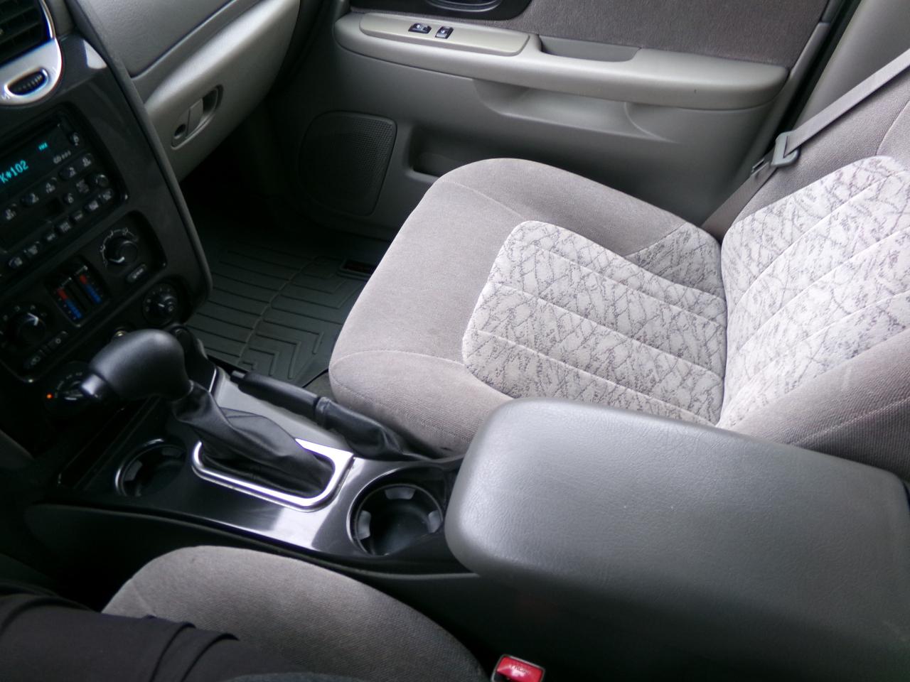 GMC Envoy 4dr 4WD SLE 2003