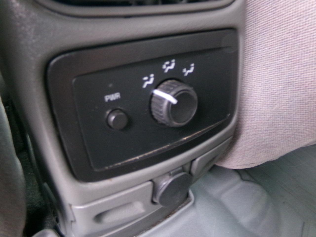 GMC Envoy 4dr 4WD SLE 2003