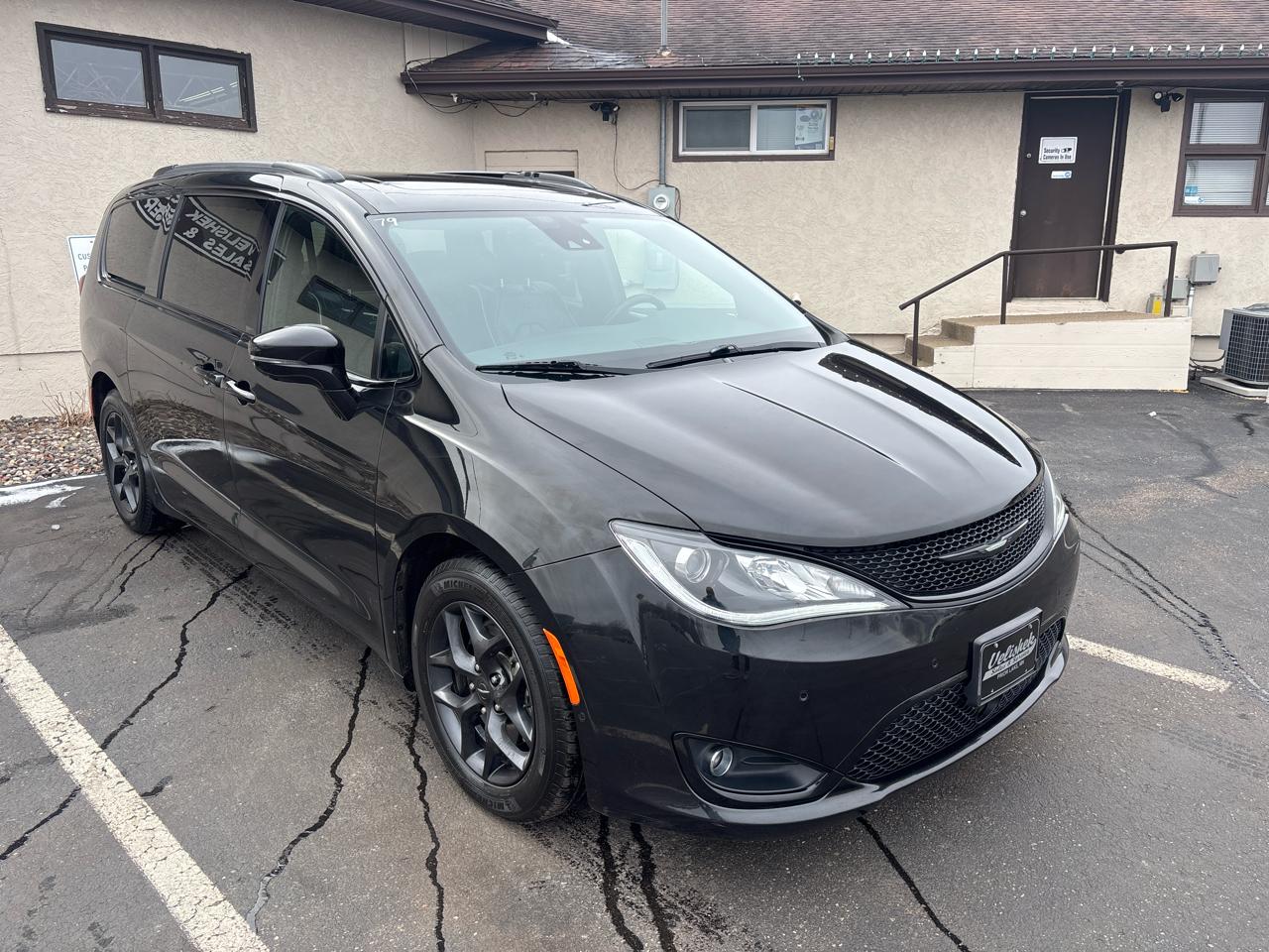 Chrysler Pacifica Limited FWD 2018