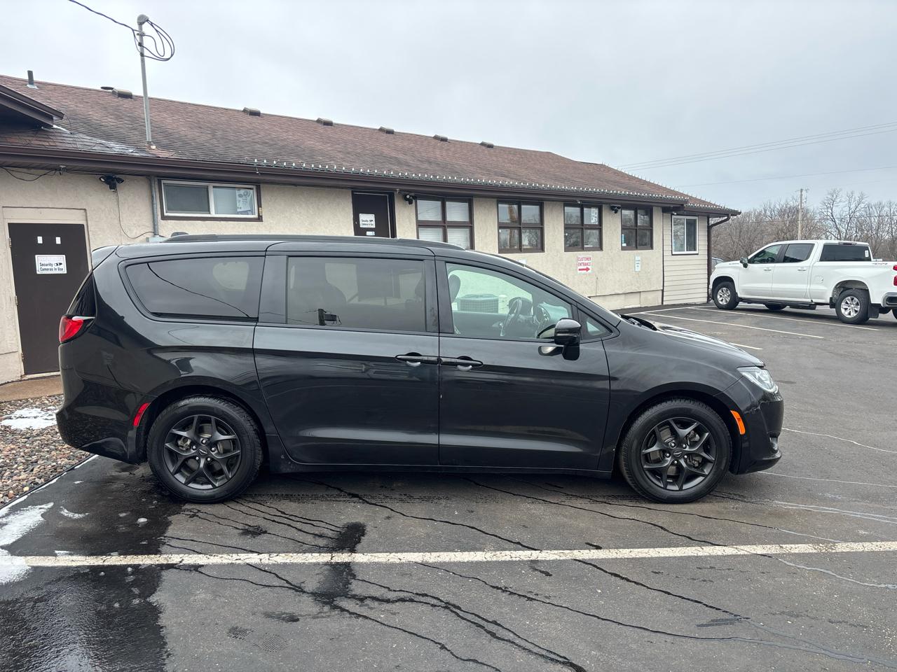 Chrysler Pacifica Limited FWD 2018
