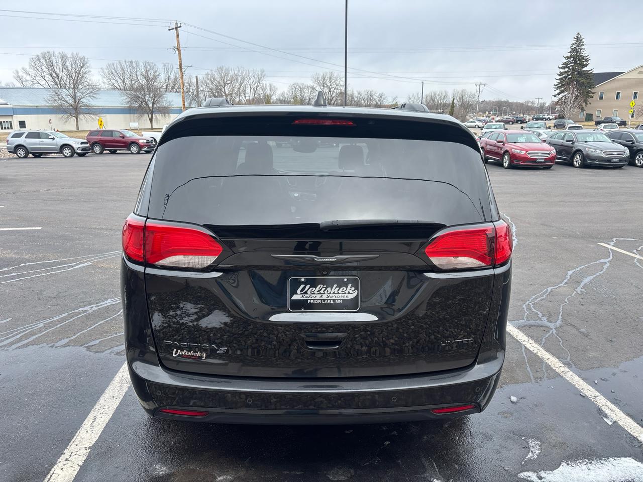 Chrysler Pacifica Limited FWD 2018