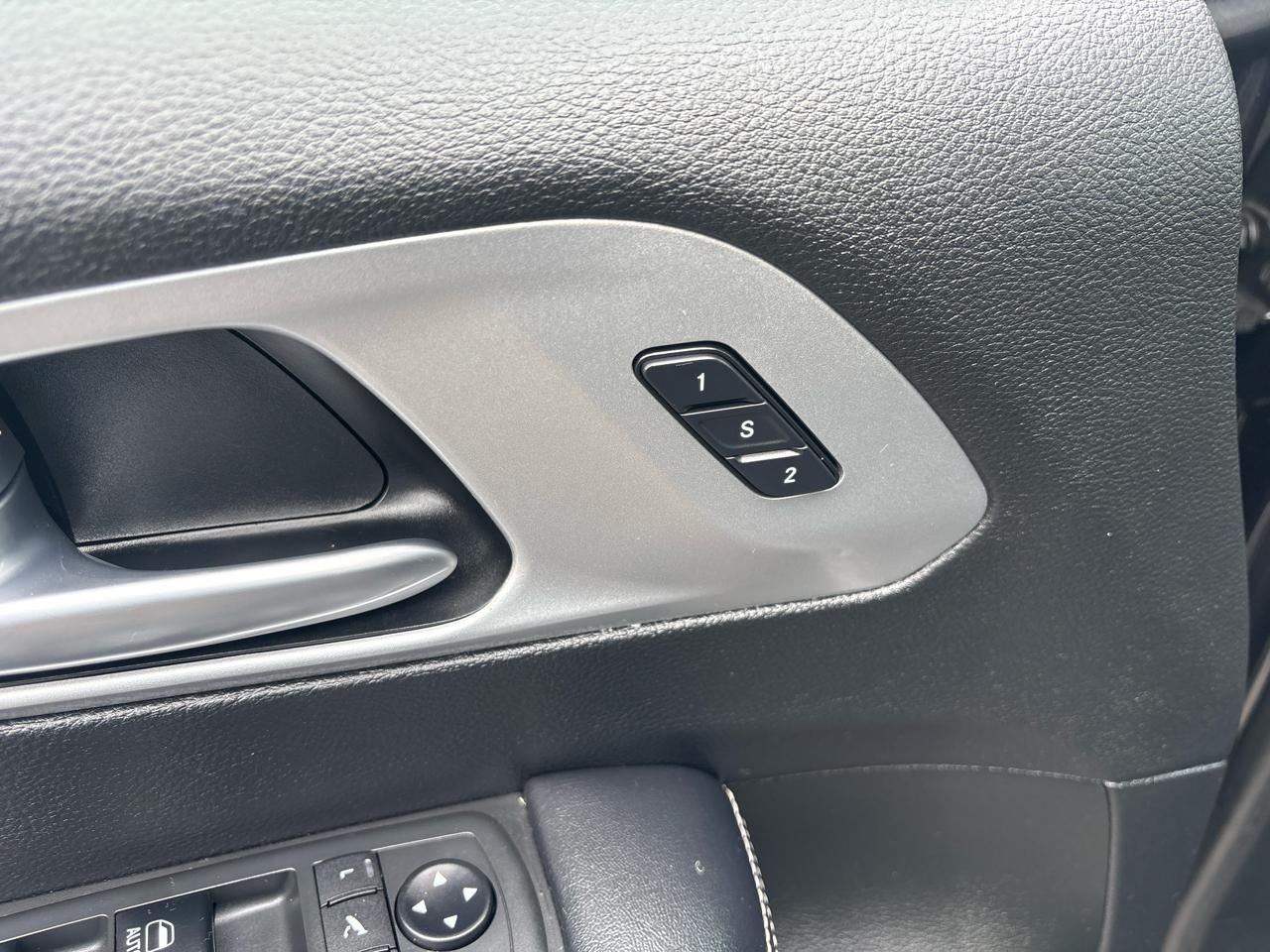 Chrysler Pacifica Limited FWD 2018