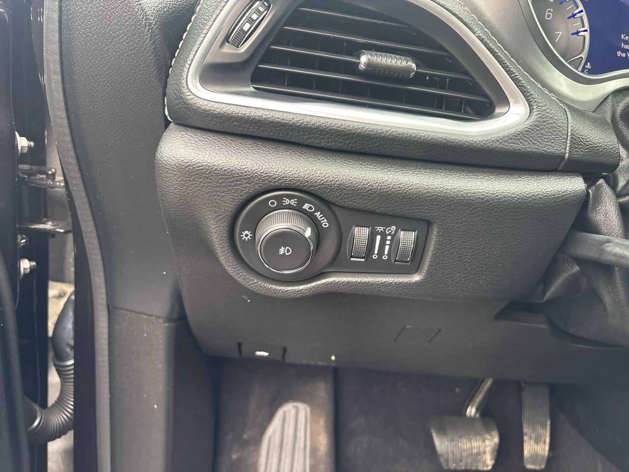 Chrysler Pacifica Limited FWD 2018