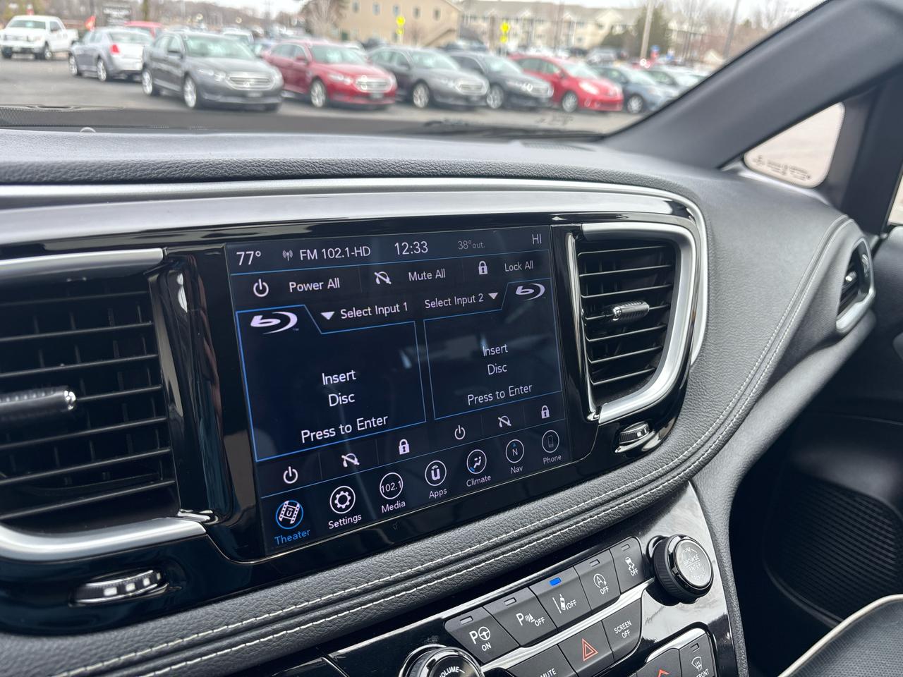 Chrysler Pacifica Limited FWD 2018