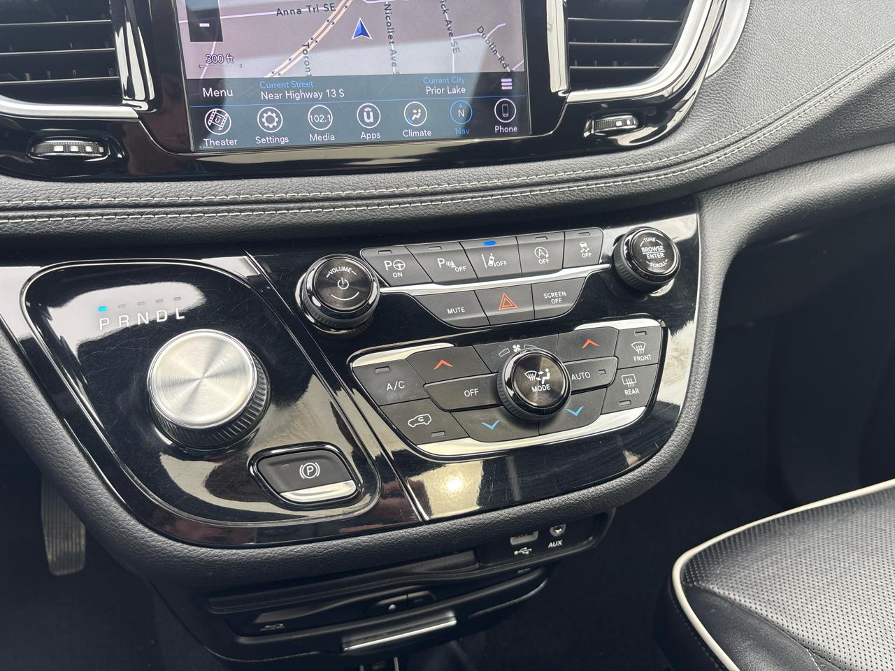 Chrysler Pacifica Limited FWD 2018